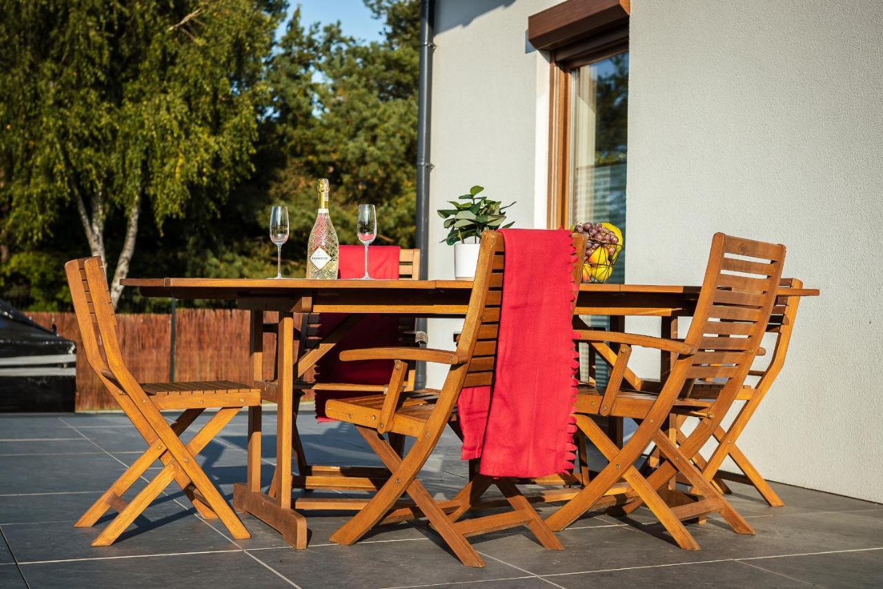 Dom Letniskowy Insko Vip Villa Exteriör bild